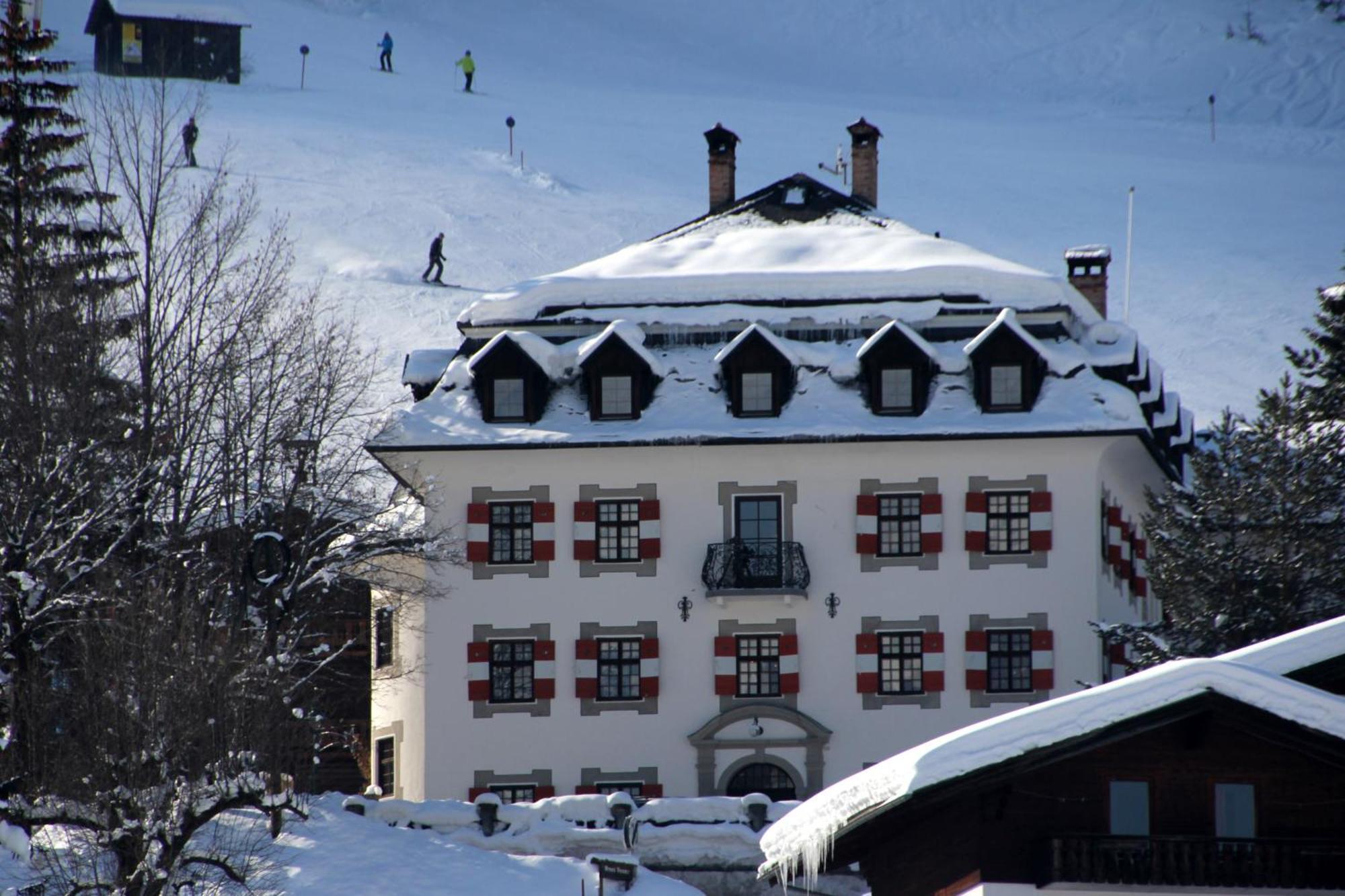 Aparthotel Ansitz Felsenheim Lermoos Exterior photo